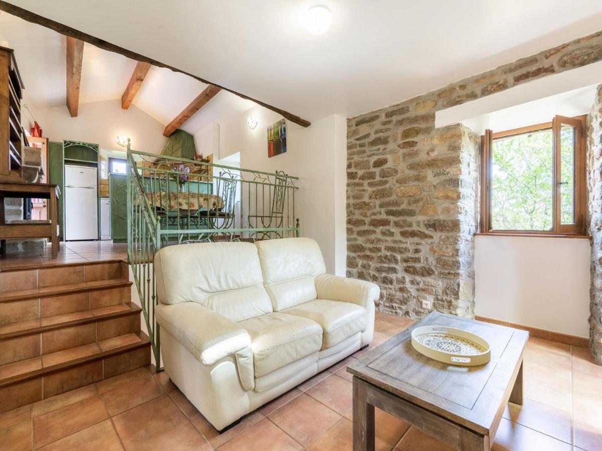 Classy Holiday Home In Les Vans With Pool Chambonas Zewnętrze zdjęcie