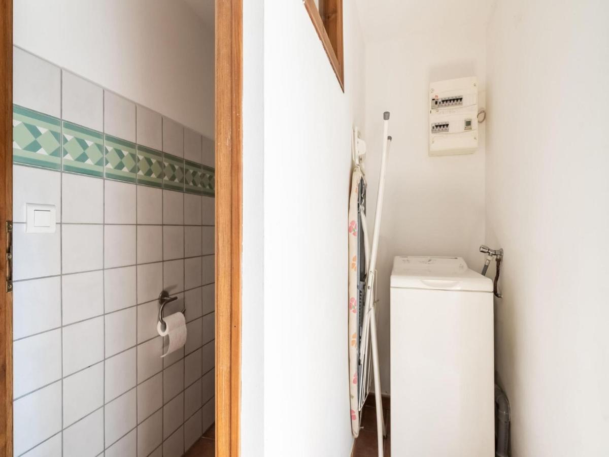 Classy Holiday Home In Les Vans With Pool Chambonas Zewnętrze zdjęcie